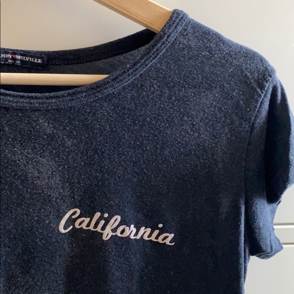 Brandy Melville short sleeve tee - Picture 3 of 5